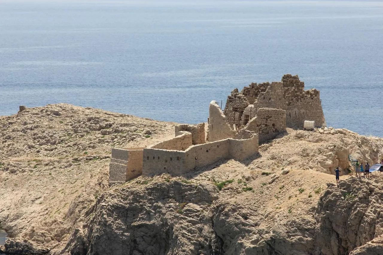 Tatil Evi Moon Stone Residence Pag Pag Town